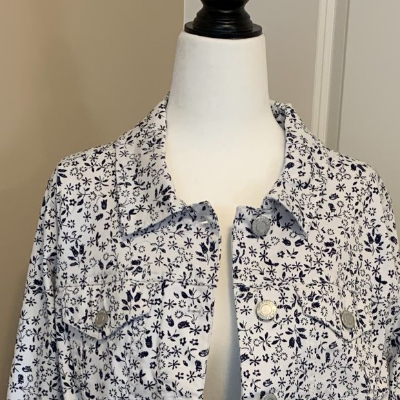 Love & Legend White/Navy print Jean Jacket, Size 12 - Picture 2 of 4